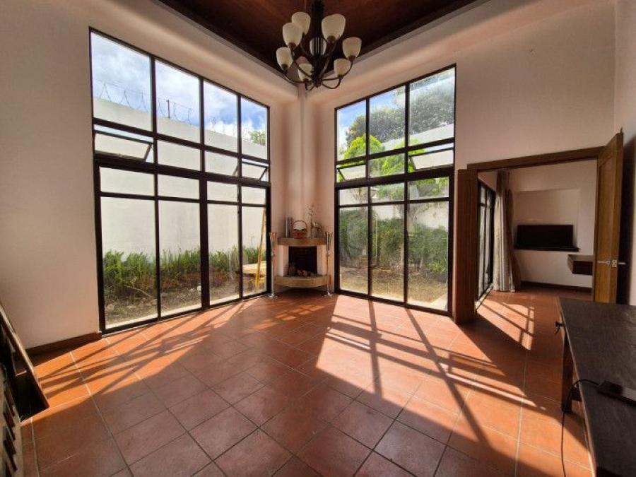 Foto Casa en Renta en Santa Catarina Pinula, Guatemala - Q 9.800 - CAR43164 - BienesOnLine