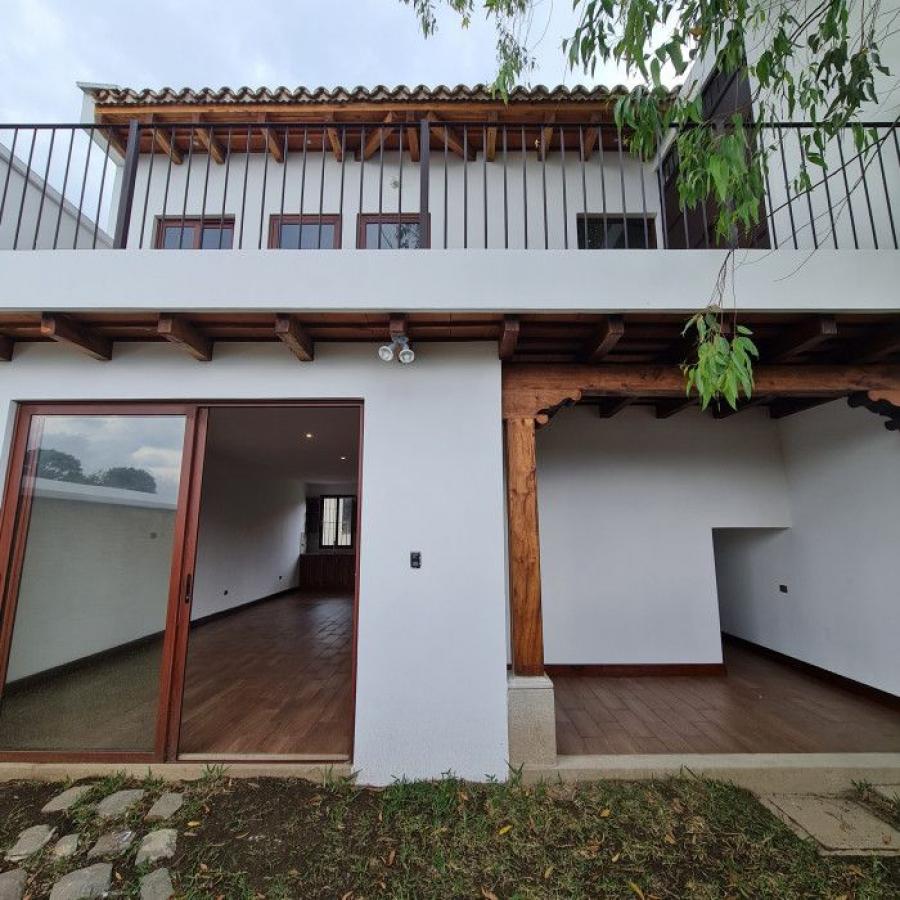 Foto Casa en Venta en Alotenango, Sacatepquez - U$D 273.000 - CAV27407 - BienesOnLine