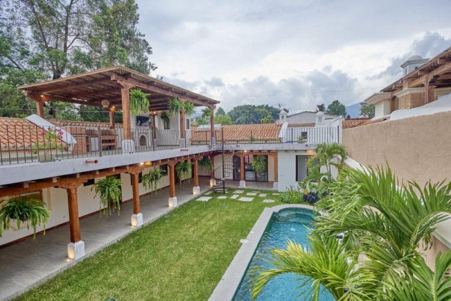 Foto Condominio en Venta en Antigua Guatemala, Sacatepéquez - U$D 1.200.000 - COV38498 - BienesOnLine