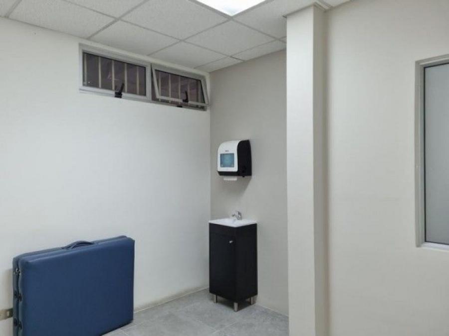 Foto Oficina en Renta en Zona 14, Ciudad de Guatemala, Guatemala - U$D 300 - OFR44179 - BienesOnLine