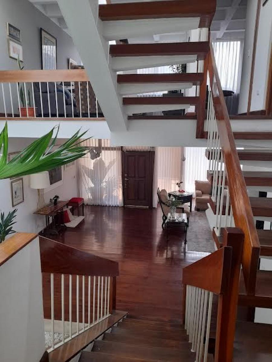 Foto Casa en Renta en Las Margaritas, zona 10, Guatemala - U$D 3.500 - CAR24768 - BienesOnLine