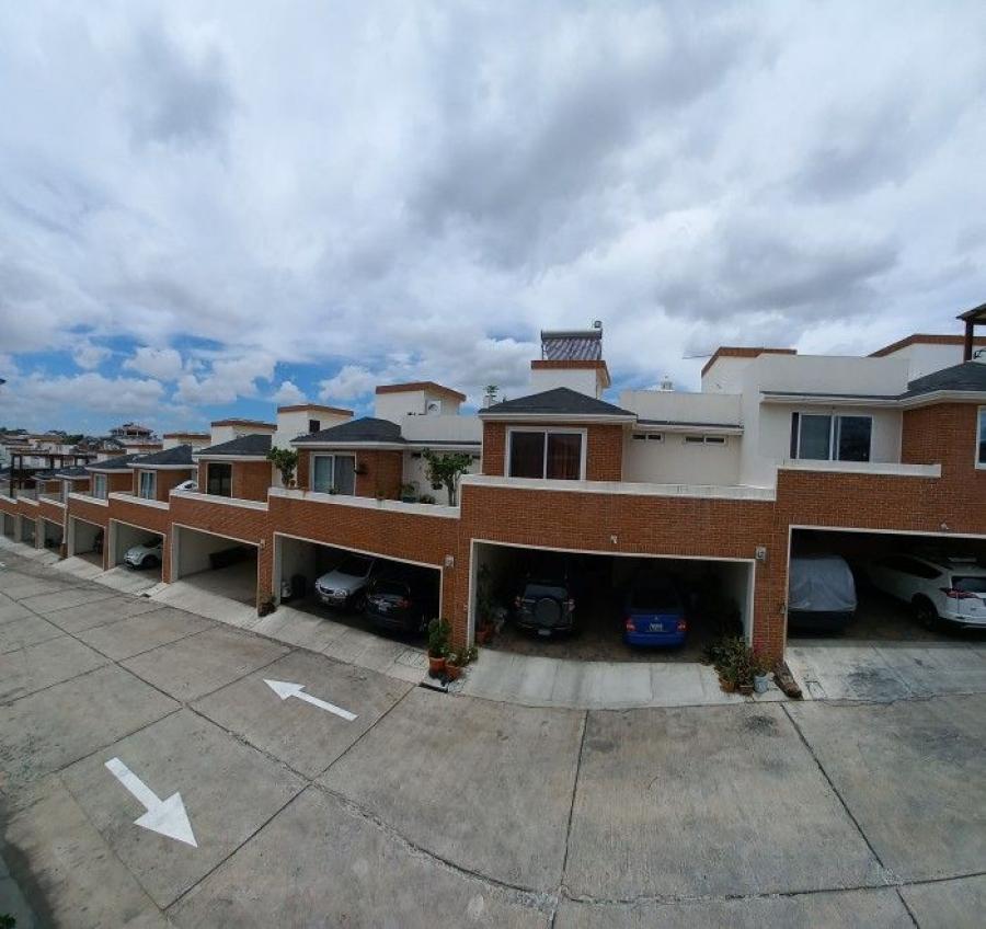 Foto Condominio en Venta en Zona 11, Guatemala - U$D 300.000 - COV38006 - BienesOnLine