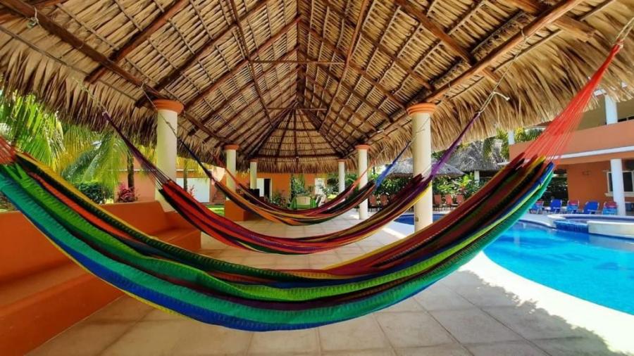 HERMOSA CASA DE PLAYA EN RENTA UBICADA CAMINO A MONTERRICO