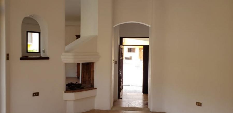 Foto Casa en Renta en Mixco, Guatemala - U$D 1.350 - CAR24596 - BienesOnLine