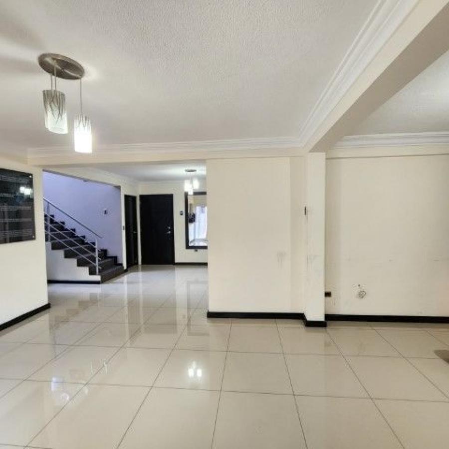 Foto Casa en Renta en Mixco, Guatemala - U$D 3.500 - CAR24372 - BienesOnLine