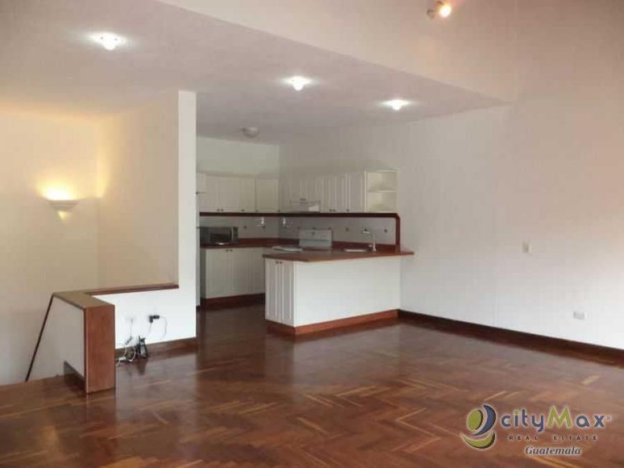 Foto Casa en Renta en Zona 10, Ciudad de Guatemala, Guatemala - U$D 1.170 - CAR47067 - BienesOnLine