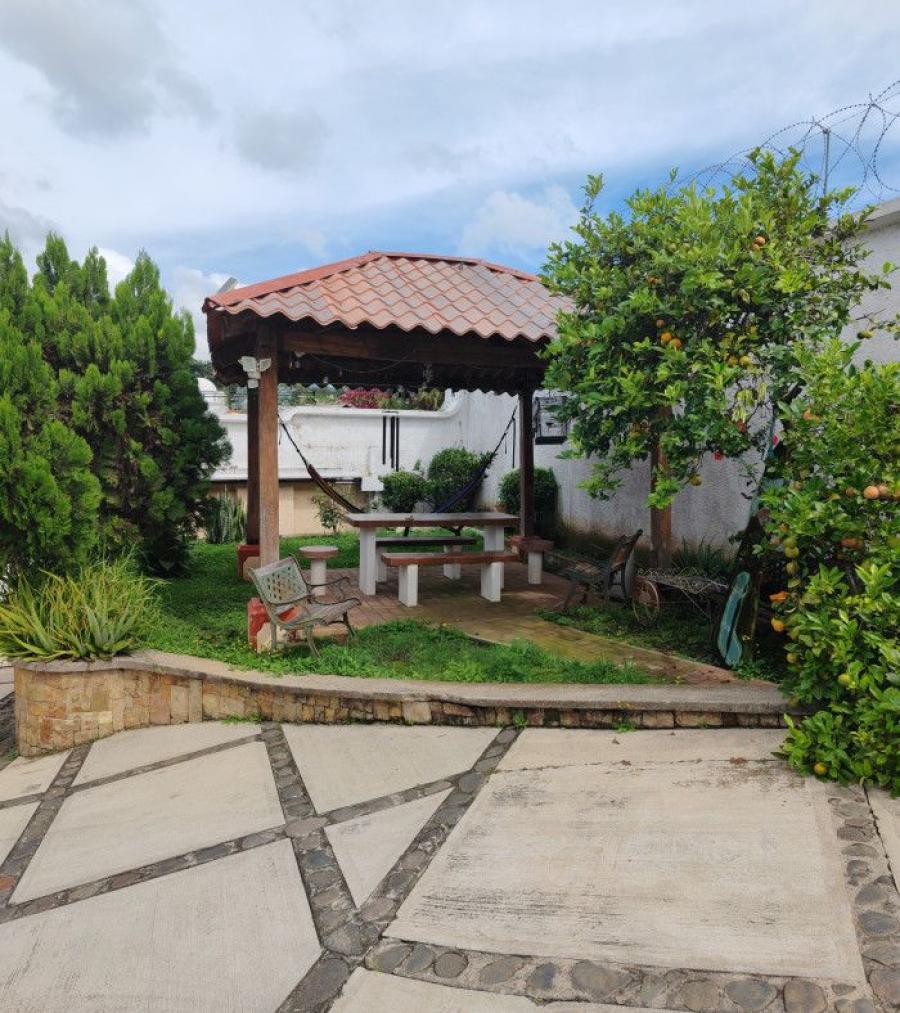 Foto Casa en Venta en San Cristbal, Mixco, Guatemala - U$D 570.000 - CAV47054 - BienesOnLine