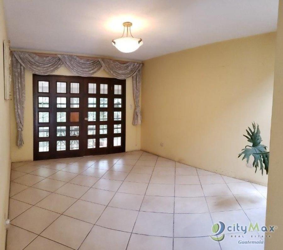 Foto Casa en Venta en San Lucas Sacatepquez, San Lucas Sacatepequez, Sacatepquez - U$D 450.000 - CAV46359 - BienesOnLine