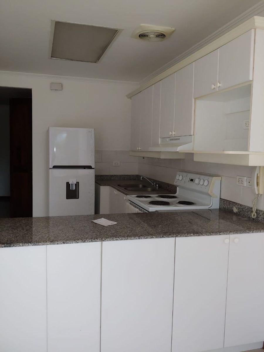 Foto Apartamento en Renta en Zona 10, Guatemala - U$D 900 - APR2357 - BienesOnLine