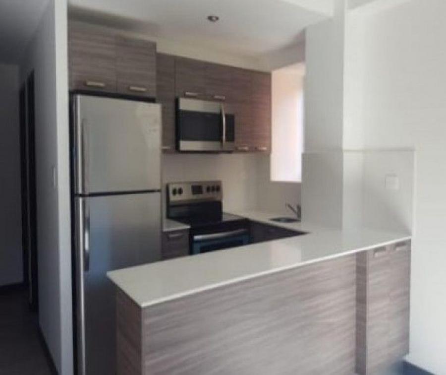 Foto Apartamento en Renta en Zona 16, Guatemala, Guatemala - U$D 700 - APR6252 - BienesOnLine