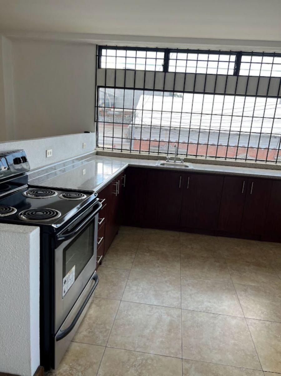 Foto Apartamento en Renta en zona 10, Guatemala, Guatemala - U$D 650 - APR47803 - BienesOnLine