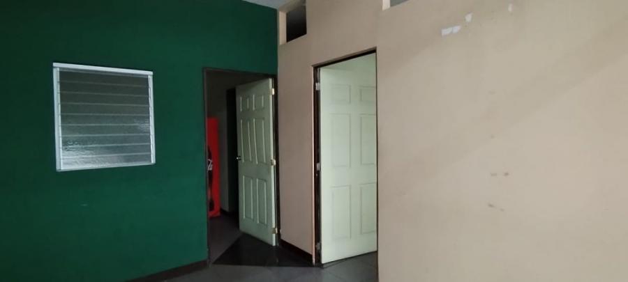 Foto Local en Renta en Zona 7, Guatemala - U$D 864 - LOR29655 - BienesOnLine