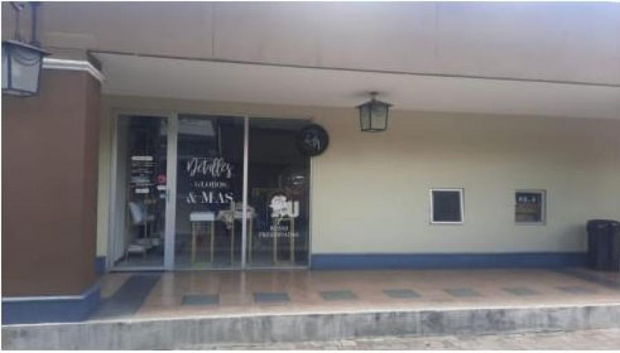 Foto Local en Renta en Zona 15, Guatemala - U$D 1.050 - LOR30272 - BienesOnLine