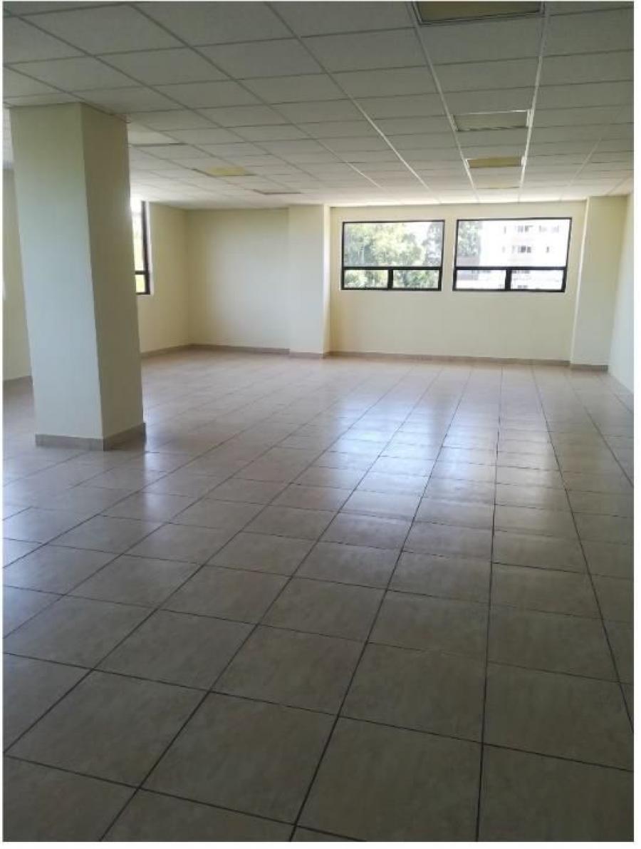 Foto Oficina en Renta en Zona 13, Guatemala, Guatemala - U$D 1.340 - OFR4178 - BienesOnLine