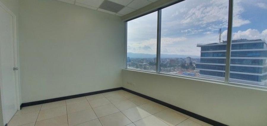 Foto Oficina en Renta en Zona 10, Guatemala - U$D 1.750 - OFR29422 - BienesOnLine