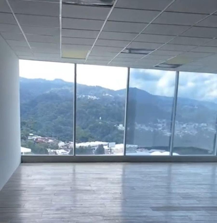 Foto Oficina en Renta en Zona 10, Ciudad de Guatemala, Guatemala - U$D 940 - OFR46097 - BienesOnLine