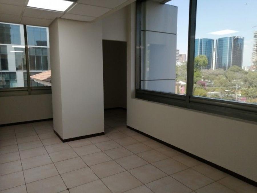 Foto Oficina en Renta en Zona 10, Guatemala - U$D 2.500 - OFR37893 - BienesOnLine