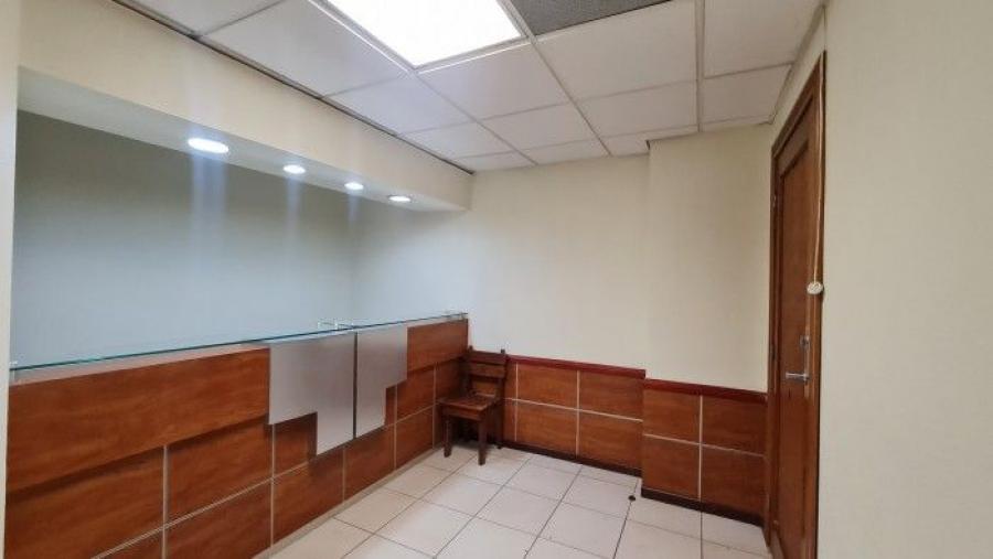 Foto Oficina en Renta en Zona 10, Guatemala - U$D 2.250 - OFR38313 - BienesOnLine