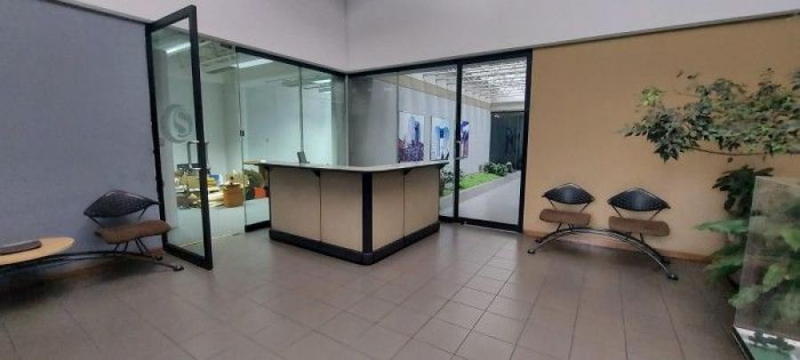 Foto Oficina en Renta en Zona 9, Guatemala - U$D 850 - OFR32118 - BienesOnLine