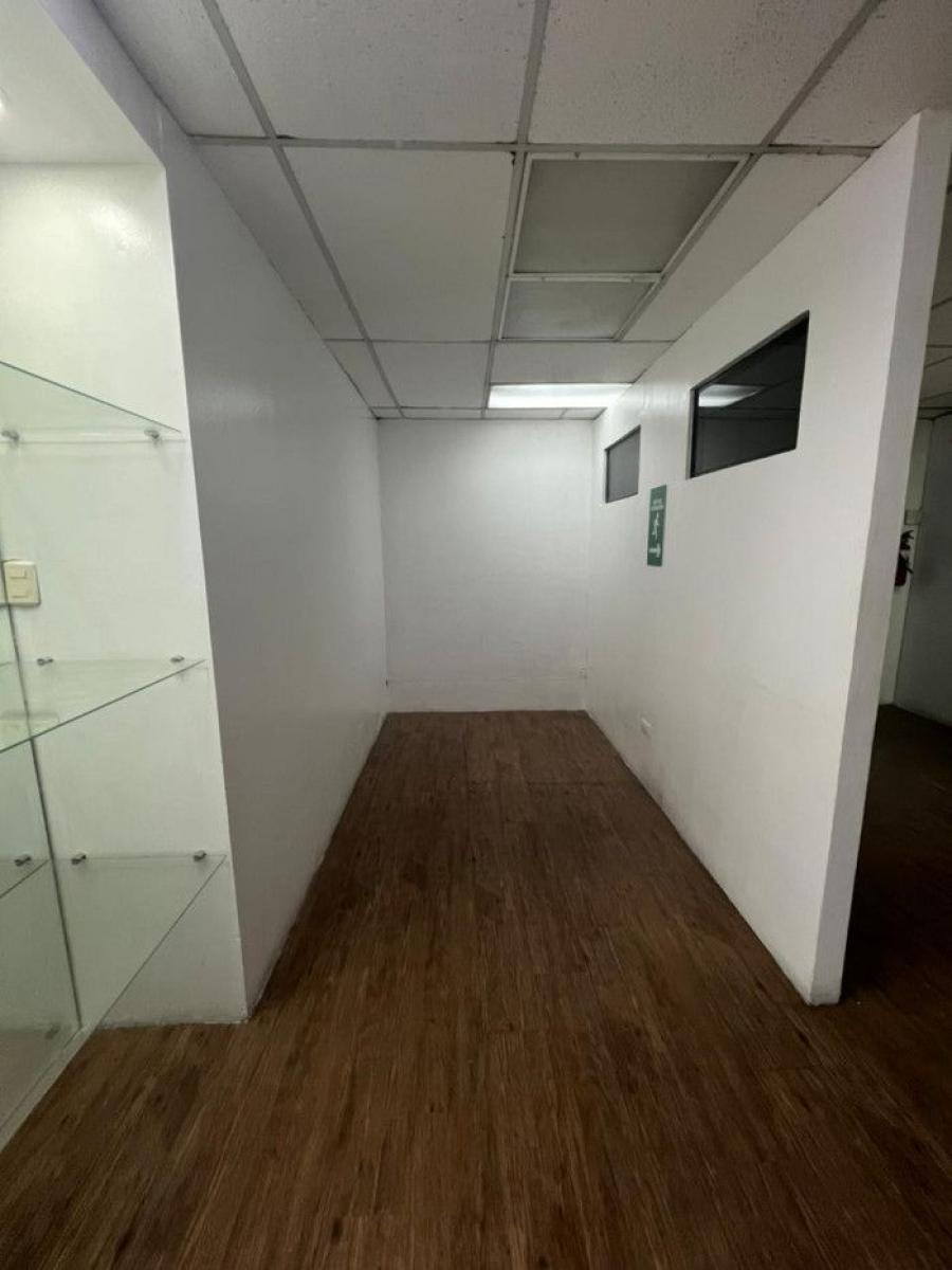 Foto Oficina en Renta en Zona 9, Ciudad de Guatemala, Guatemala - Q 6.000 - OFR45377 - BienesOnLine