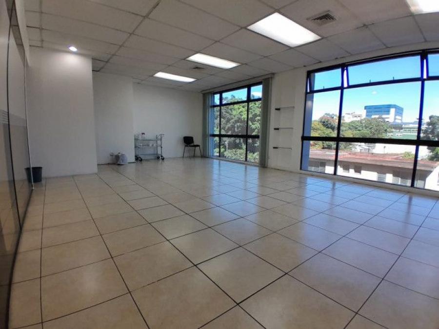 Foto Oficina en Renta en Zona 9, Guatemala - U$D 1.550 - OFR35328 - BienesOnLine