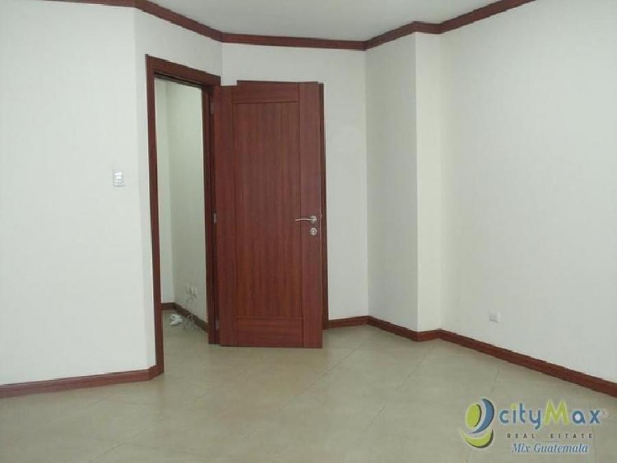 Foto Oficina en Renta en Zona 1, Ciudad de Guatemala, Guatemala - Q 2.900 - OFR44024 - BienesOnLine