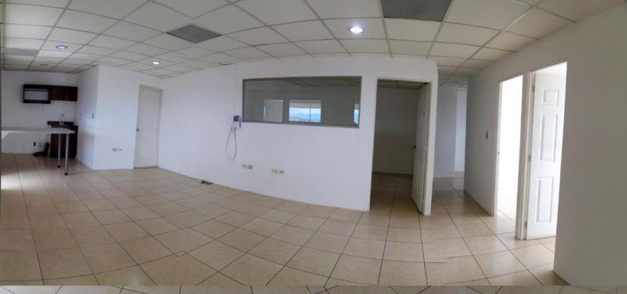 Foto Oficina en Renta en ZONA 10, Guatemala, Guatemala - U$D 1.500 - OFR4978 - BienesOnLine