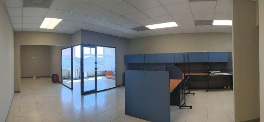 Foto Oficina en Venta en Zona 10, Guatemala - U$D 1.120 - OFV31681 - BienesOnLine