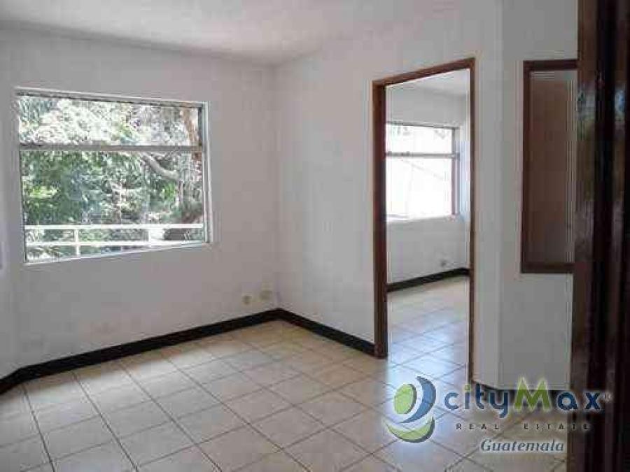 Foto Oficina en Renta en Zona 9, Guatemala - U$D 1.000 - OFR29801 - BienesOnLine