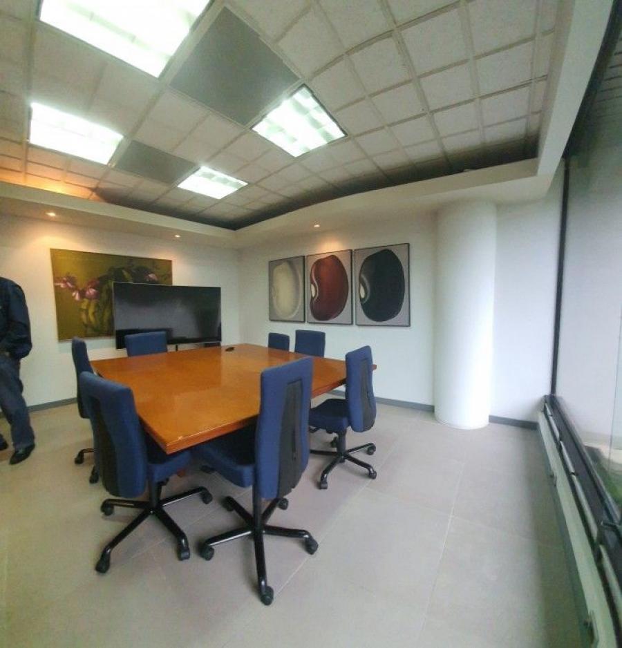 Foto Oficina en Renta en Zona 9, Guatemala - U$D 5.000 - OFR32045 - BienesOnLine