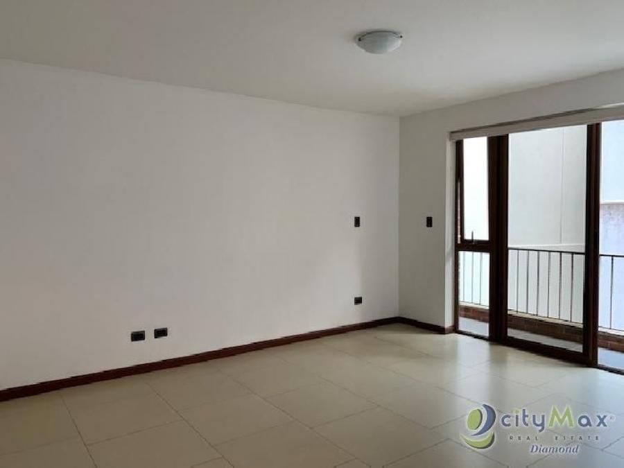 Foto Apartamento en Renta en Zona 16, Guatemala, Guatemala - U$D 950 - APR6614 - BienesOnLine