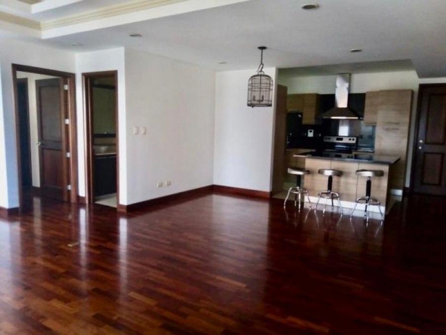 Foto Apartamento en Renta en zona 10, Guatemala, Guatemala - U$D 1.100 - APR7581 - BienesOnLine