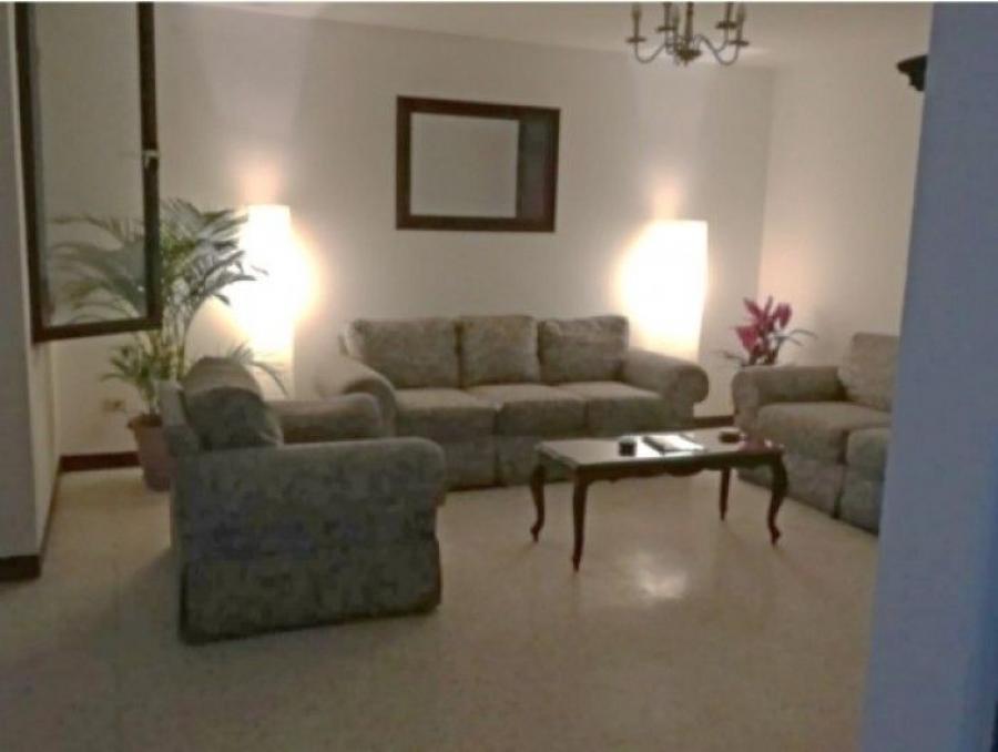 Foto Apartamento en Renta en zona 15, Guatemala, Guatemala - U$D 725 - APR7894 - BienesOnLine