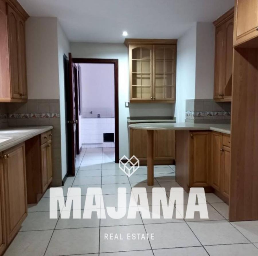 Foto Apartamento en Renta en Guatemala, Guatemala - U$D 2.000 - APR15937 - BienesOnLine