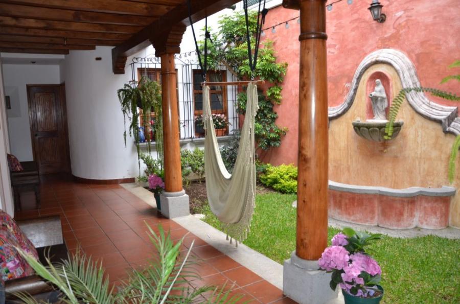 RENTO APARTAMENTO EN REFUGIO DEL ANGEL, ANTIGUA GUATEMALA 