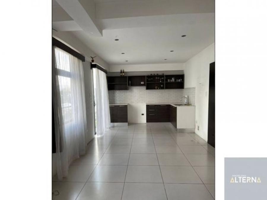 Foto Apartamento en Renta en zona 4, Guatemala - U$D 750 - APR22204 - BienesOnLine