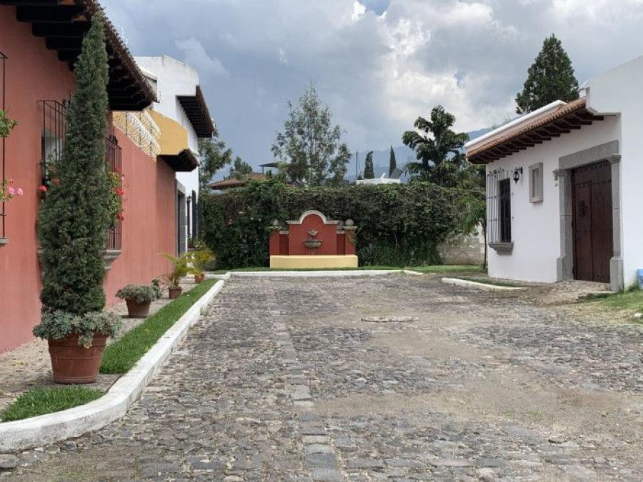 Foto Condominio en Venta en Antigua Guatemala, Sacatepquez - U$D 325.000 - COV32922 - BienesOnLine
