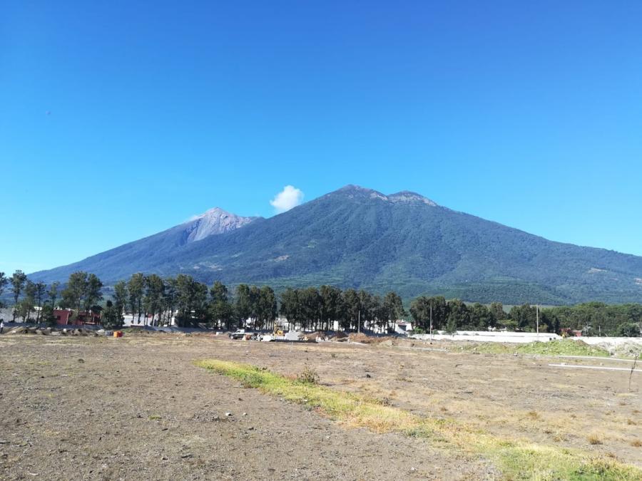 Se vende terreno con hermosa vista a volcanes, cerca de Antigua