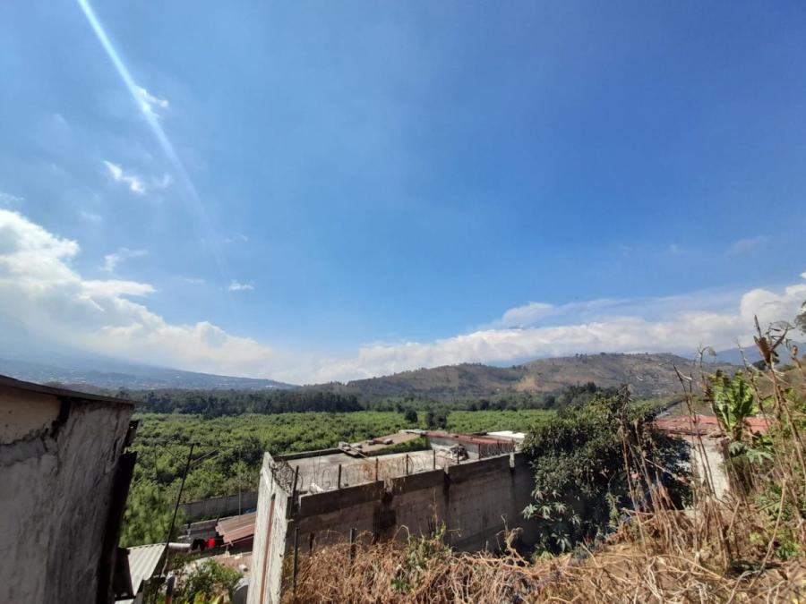 Terreno a la orilla de la carretera en Ciudad Vieja sobre RN14