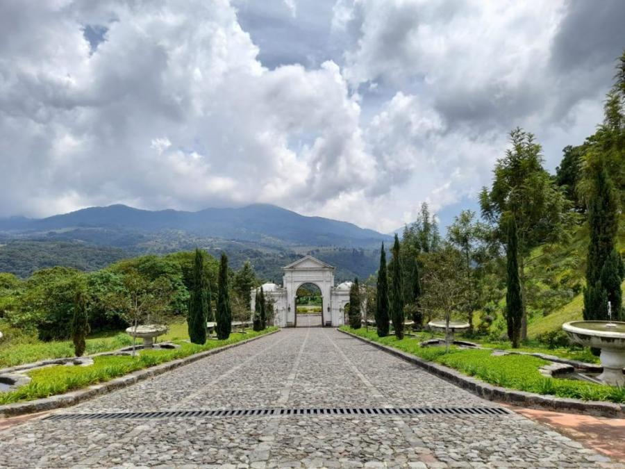 Foto Terreno en Venta en Antigua Guatemala, Sacatepquez - U$D 148.335 - TEV19301 - BienesOnLine