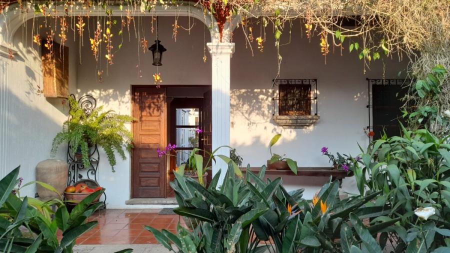 Foto Casa en Venta en Antigua Guatemala, Sacatepquez - U$D 650.000 - CAV14190 - BienesOnLine