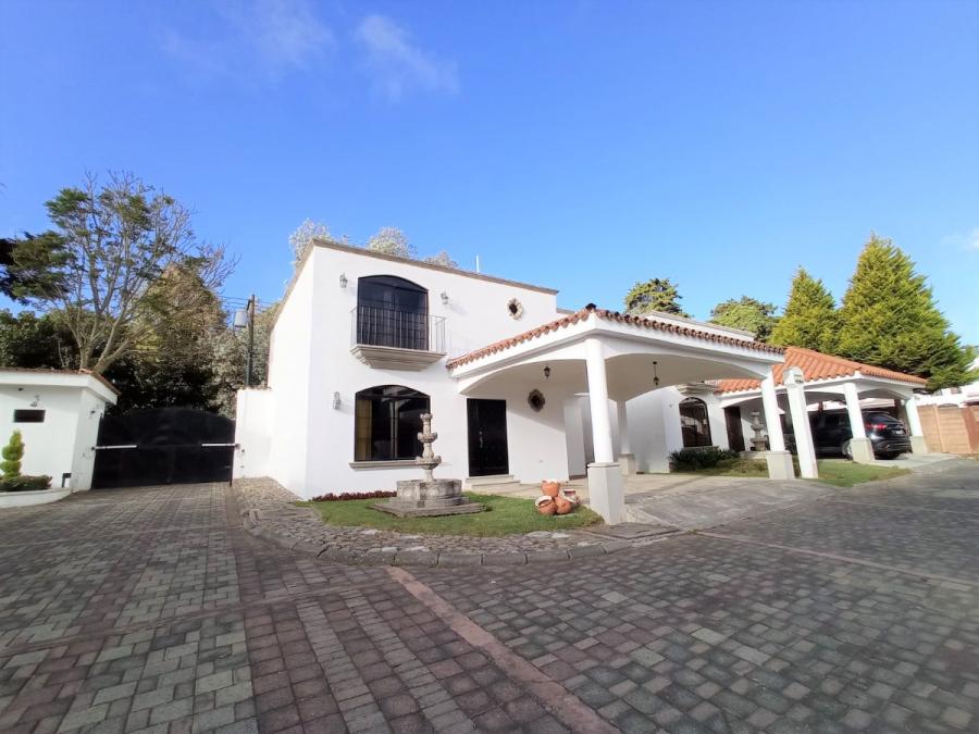 Foto Casa en Venta en Santiago Sacatepquez, San Lucas Sacatepquez, Sacatepquez - Q 1.800.000 - CAV46518 - BienesOnLine