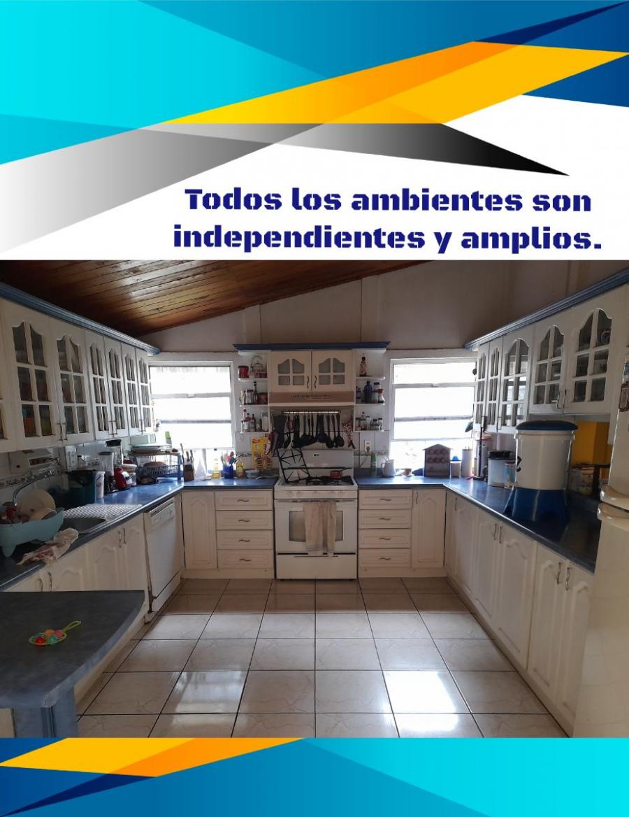 Foto Casa en Venta en Residencial Jardines de San Lucas 4, San Lucas Sacatepquez, Sacatepquez - Q 2.750.000 - CAV43209 - BienesOnLine