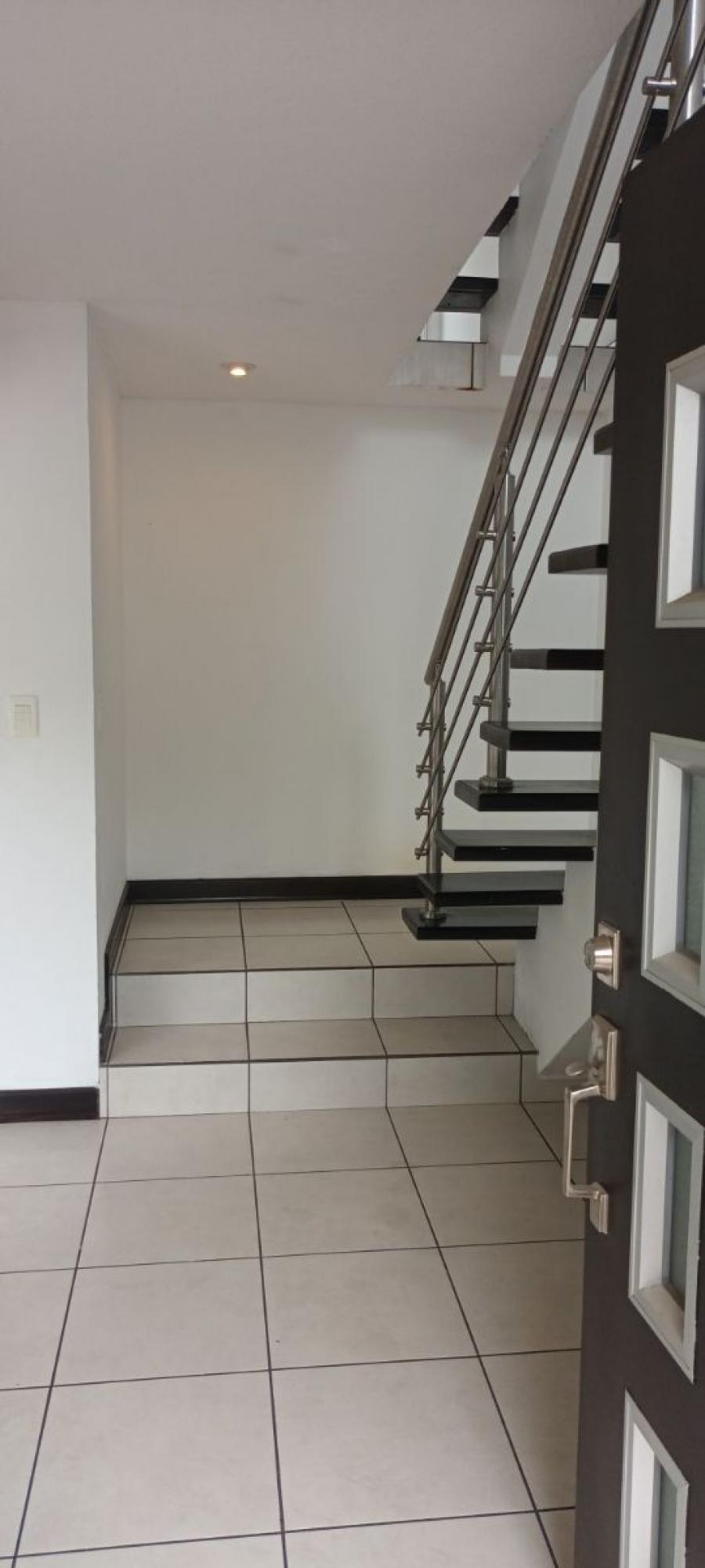 Foto Casa en Venta en Zona 7, Mixco, Guatemala - Q 1.050.000 - CAV45342 - BienesOnLine