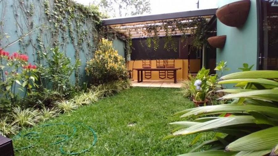 Foto Casa en Venta en Fraijanes, Guatemala - U$D 195.000 - CAV43085 - BienesOnLine