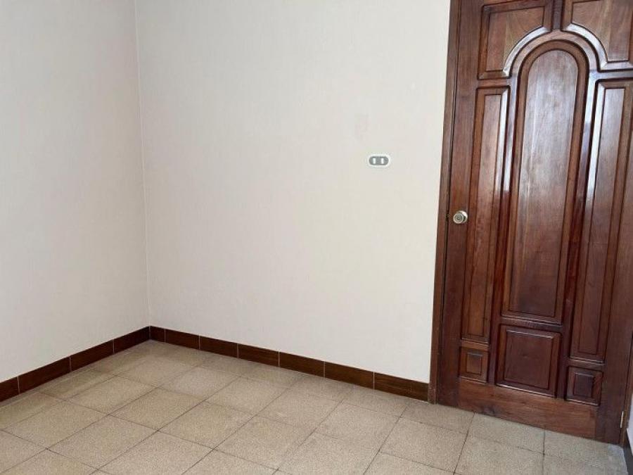 Foto Casa en Venta en Zona 8, Mixco, Guatemala - U$D 182.000 - CAV46240 - BienesOnLine