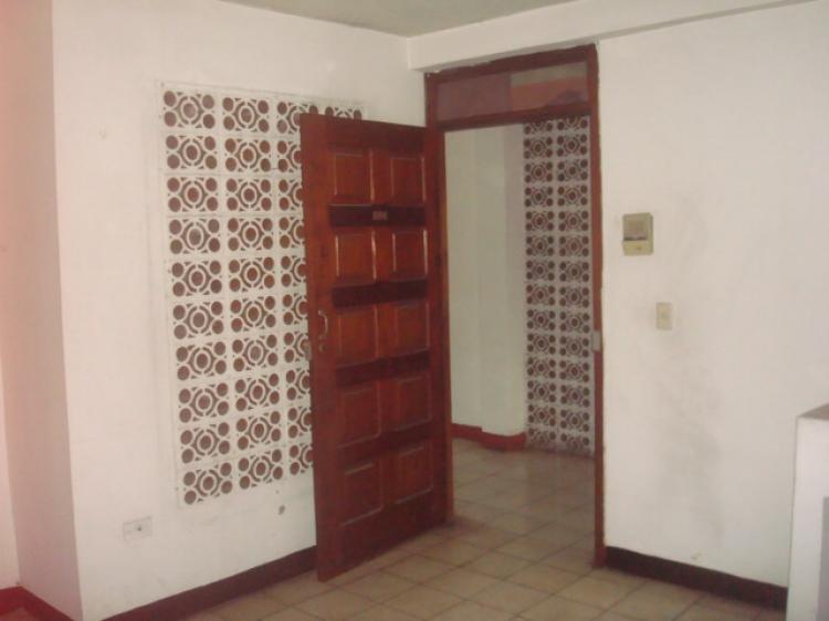 Foto Oficina en Alquiler en Tegucigalpa, Francisco Morazán - $ 7.000 - OFA220 - BienesOnLine