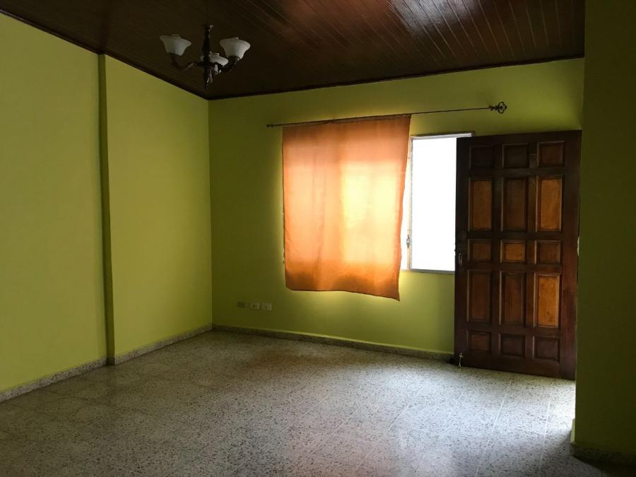 Foto Casa en Venta en Hato de Enmedio, Tegucigalpa, Francisco Morazán - $ 1.100.000 - CAV1326 - BienesOnLine