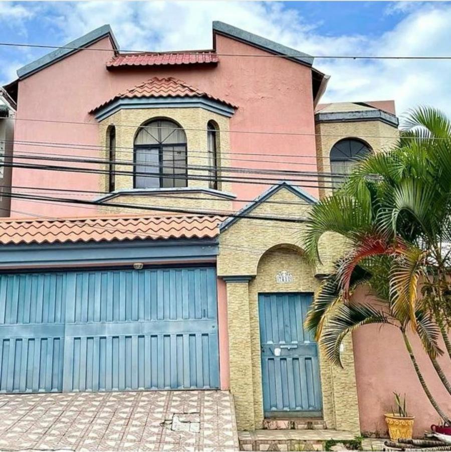 Foto Casa en Venta en Tegucigalpa, Francisco Morazán - U$D 370.000 - CAV2312 - BienesOnLine