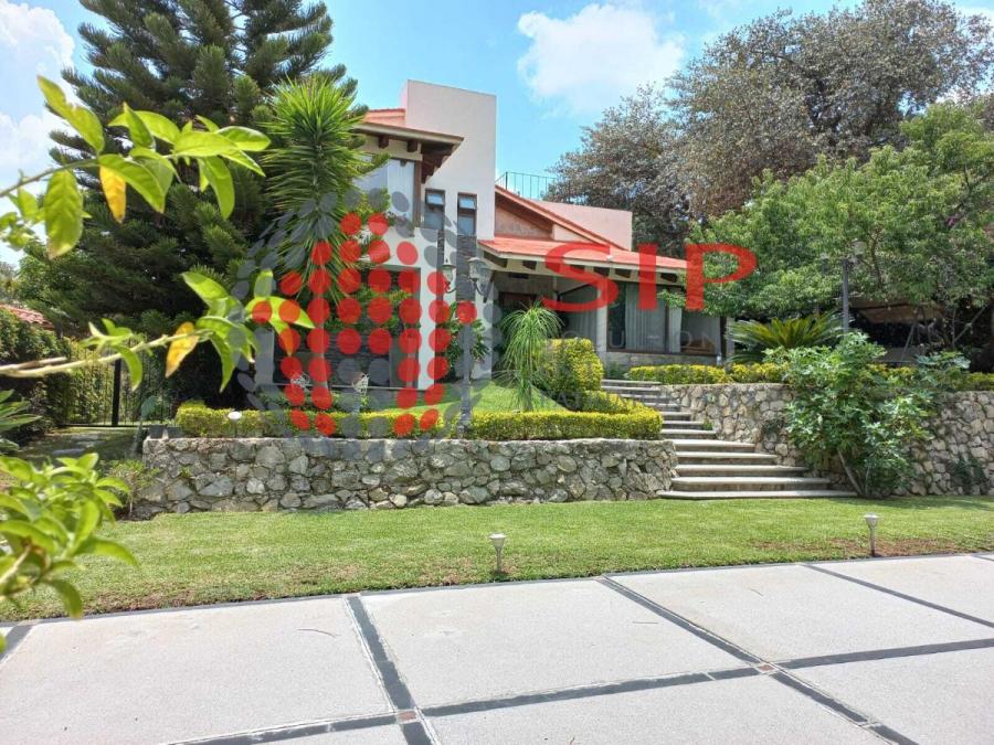 Foto Casa en Venta en EL PALOMAR, Tlajomulco de Zúñiga, Jalisco - $ 13.800.000 - CAV350632 - BienesOnLine